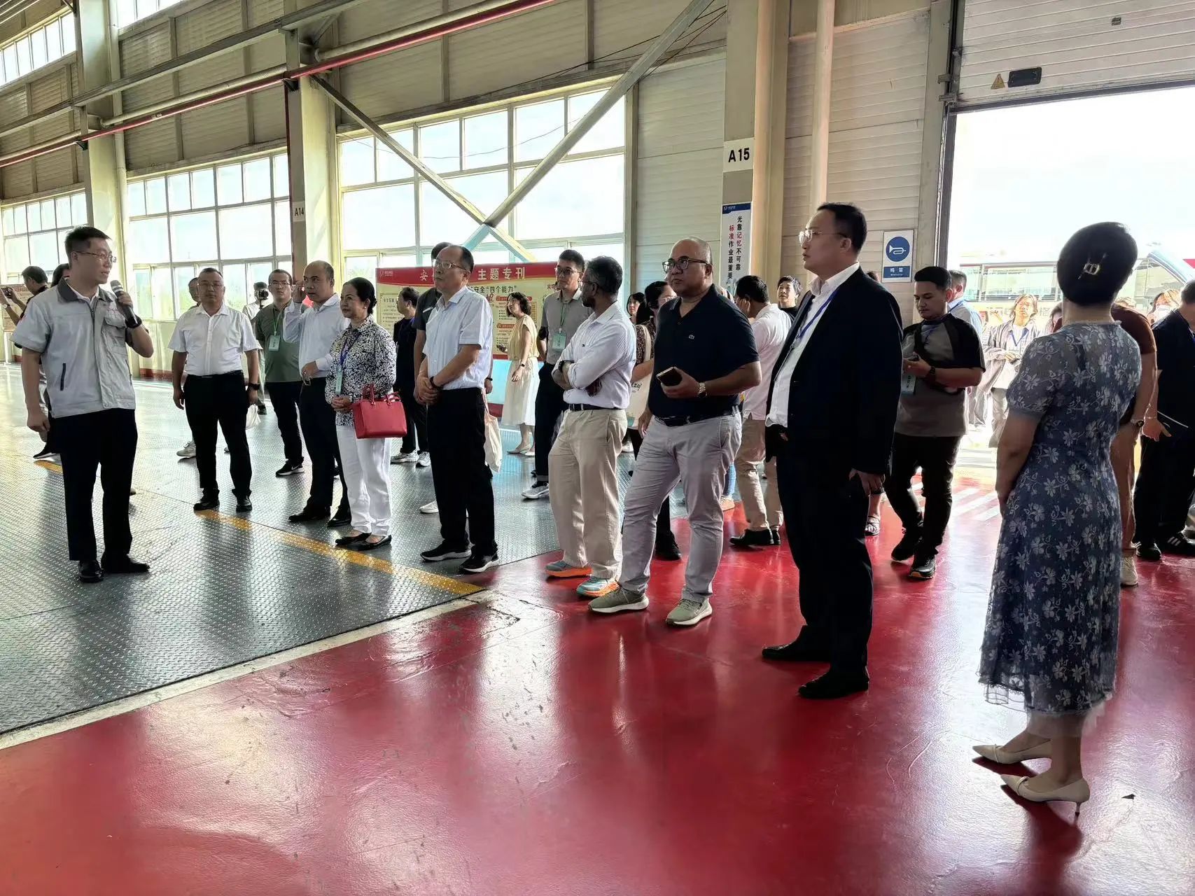“2024中國(guó)—東盟周”嘉賓莅臨成功汽車參觀考察
